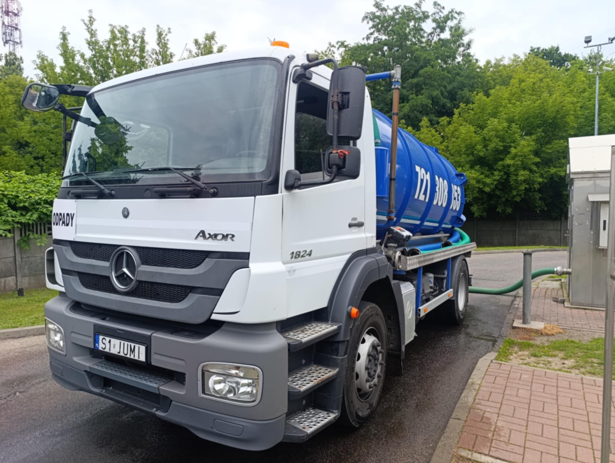 O nas - drugie zdjęcie przedstawiające auto asenizacyjne firmy Jumi